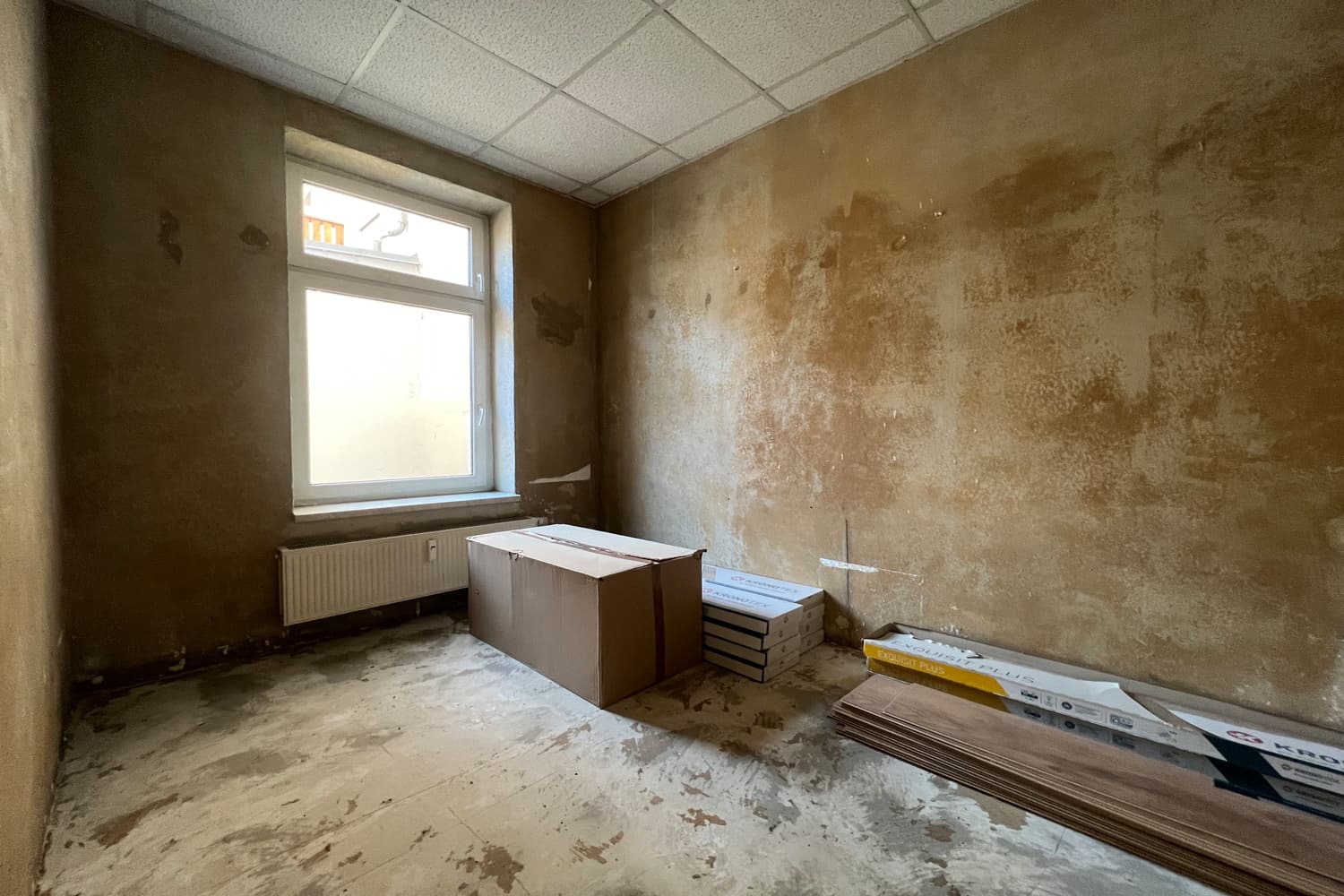 Interessanter Laden mit großen Schaufenstern – ID 248 - Foto 5