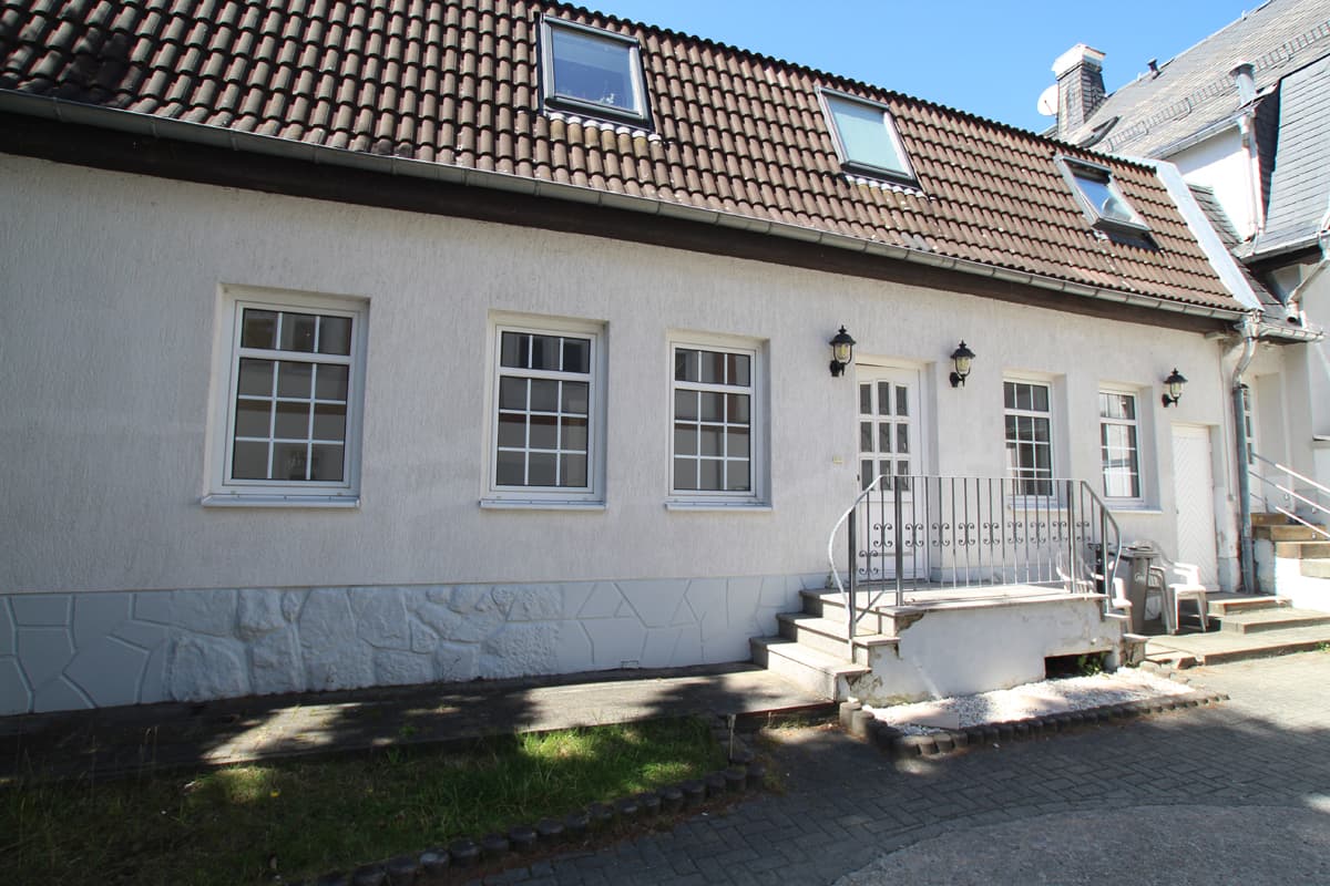 Klasse Maisonetten-Wohnung mit Tageslichtbad und Gäste-WC... - ID 3292-image